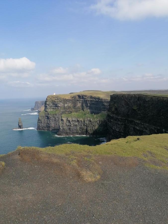 Aran View Country House Hotel Doolin Exterior photo